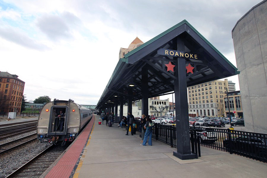 roanoke25a