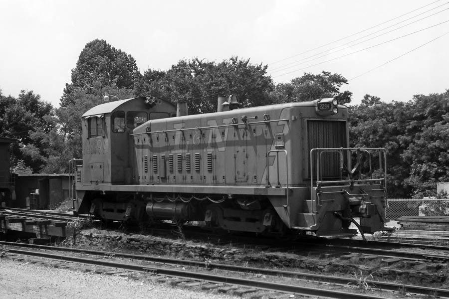 ln2294d