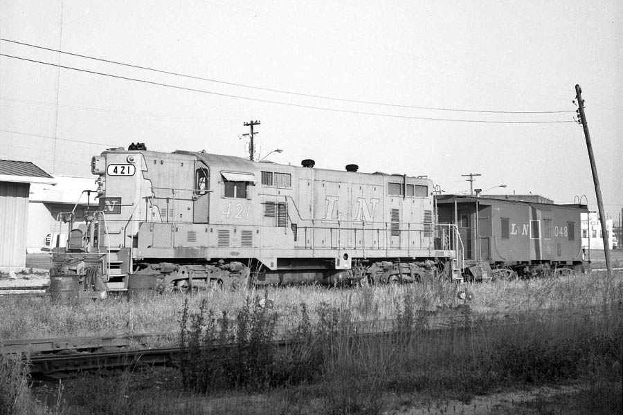 ln421f
