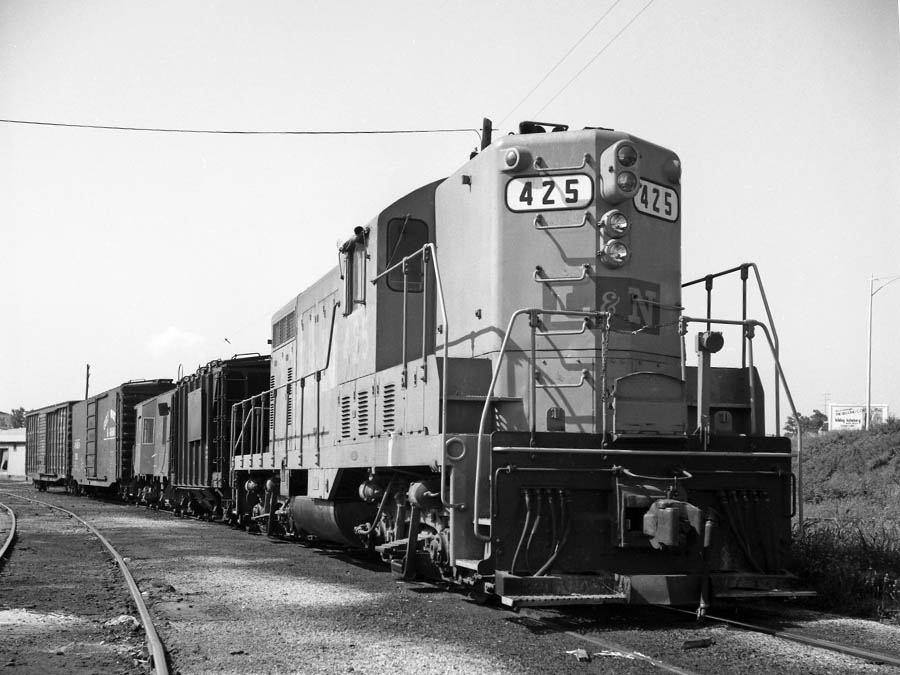 ln425c