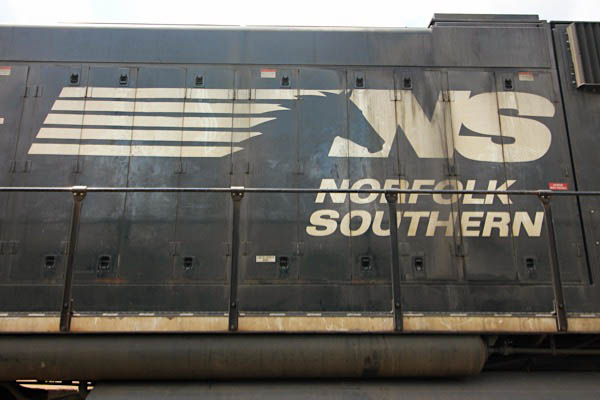 ns6922g2