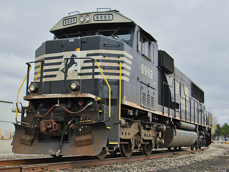 ns6992e