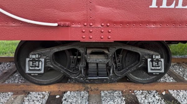 ic99839i4